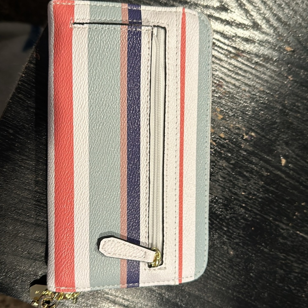 Wristlet - Picture 2 of 3
